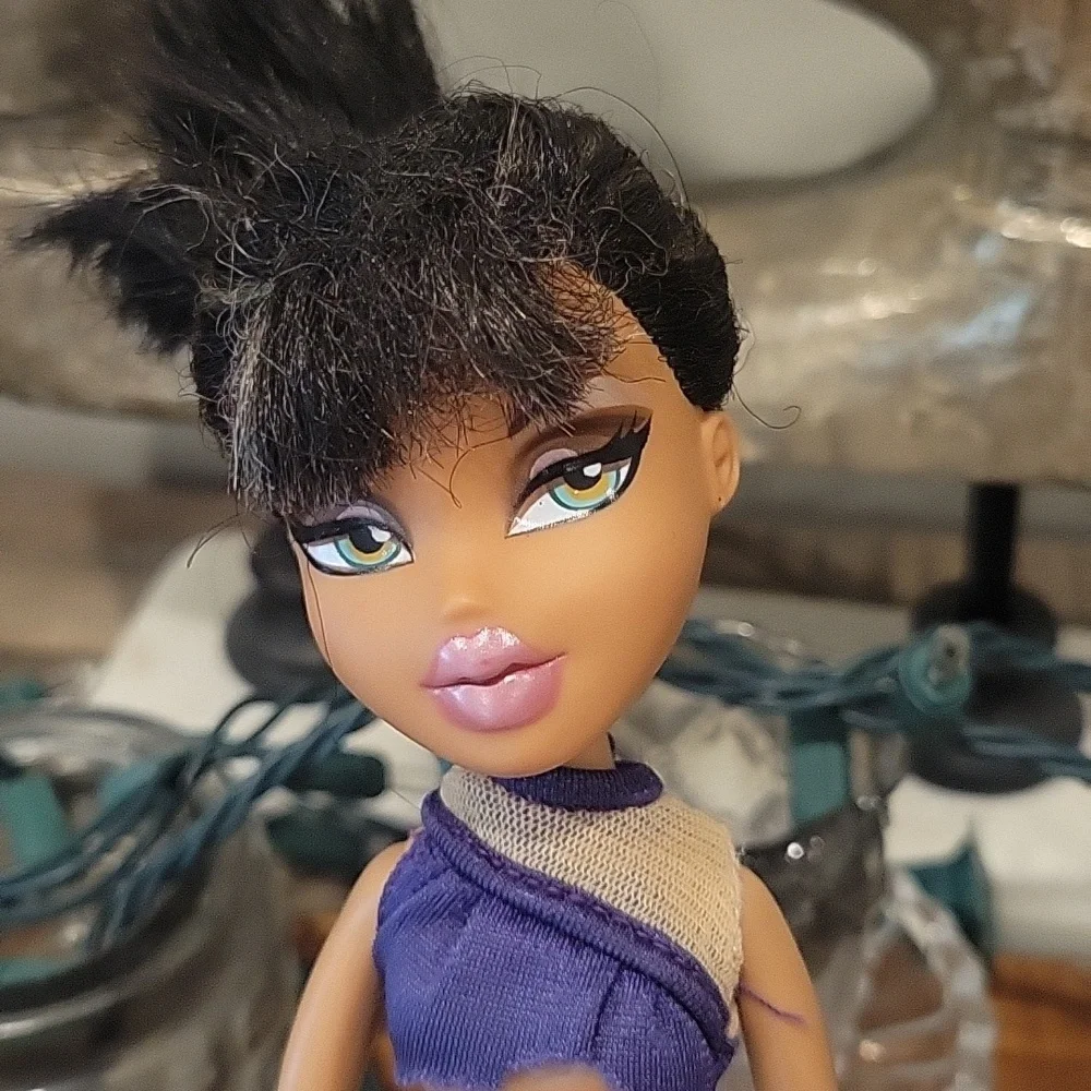 MGA Entertainment bratz 2001